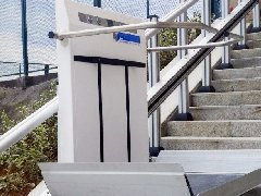 <b>直線型斜掛輪椅平臺</b>