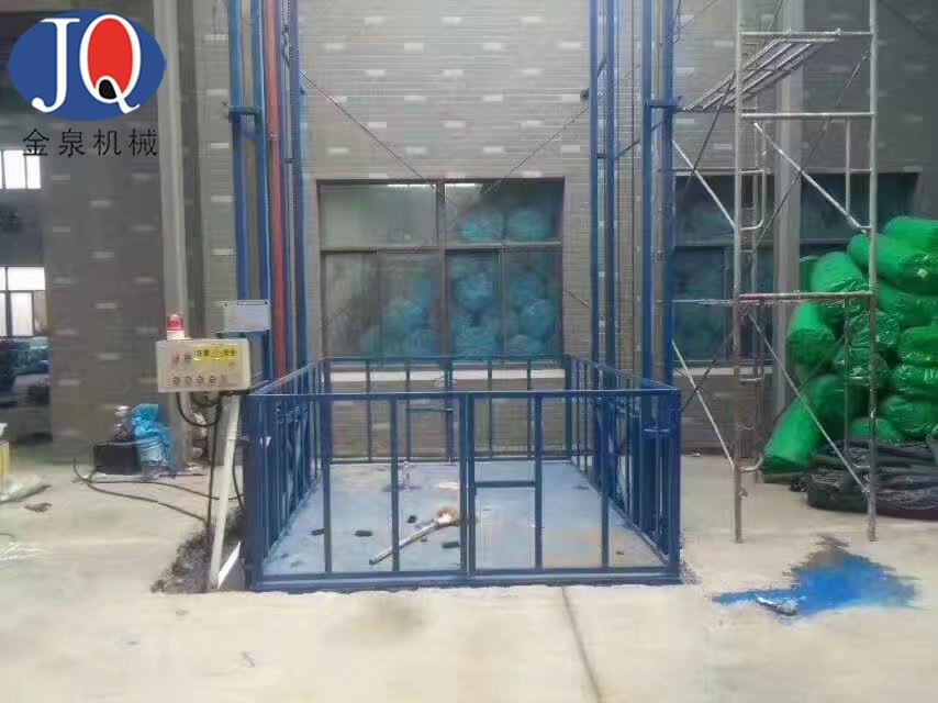山東升降貨梯|斜掛升降機|殘疾人升降機|無障礙升降機|移動升降機|導(dǎo)軌式升降機廠家-濟南金泉升降機械有限公司